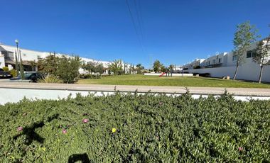 CASA EN RENTA AMUEBLADA EN COTO AL NORTE AGUASCALIENTES