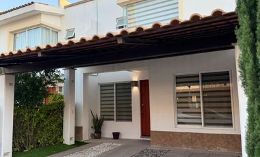 CASA EN RENTA AMUEBLADA EN COTO AL NORTE AGUASCALIENTES