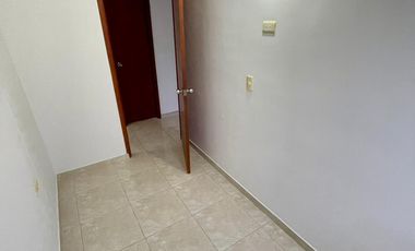 apartamento en arriendo/venta en prados del este. Cod A5032