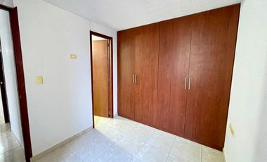 apartamento en arriendo/venta en prados del este. Cod A5032