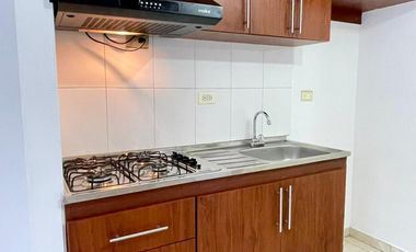 apartamento en arriendo/venta en prados del este. Cod A5032