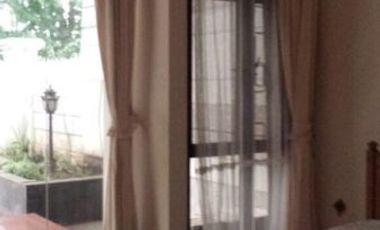 Di SEWAKan rumah MEWAH Premium di Surabaya