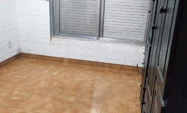 Departamento Tipo Casa en venta en Lanus Oeste