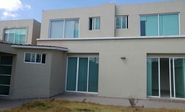 CASA EN RENTA TOLUCA