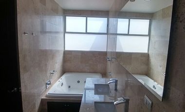 CASA EN RENTA TOLUCA