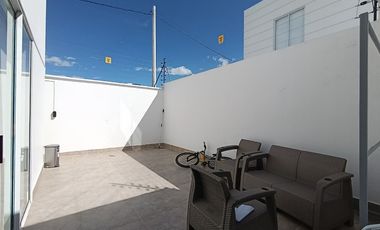 casa en venta en via bocono. Cod V31570