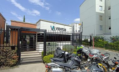 apartamento en arriendo en poblado campestre. Cod A118820