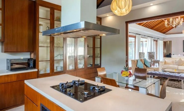 6-BEDROOM CLIFF-FRONT VILLA IN PANDAWA BEACH BUKIT PENINSULA