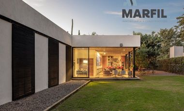 Hermosa Residencia de 1 Planta en Coto Privado Campestre Comala Colima