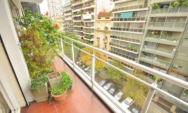 Venta Departamento  3 ambientes con dependencias en La Isla