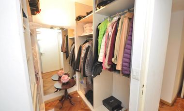Venta Departamento  3 ambientes con dependencias en La Isla