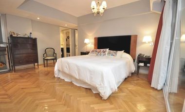 Venta Departamento  3 ambientes con dependencias en La Isla
