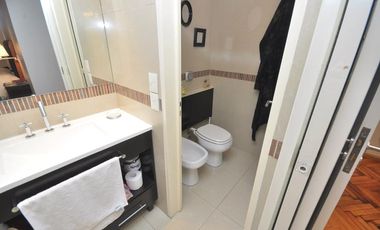 Venta Departamento  3 ambientes con dependencias en La Isla
