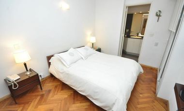 Venta Departamento  3 ambientes con dependencias en La Isla