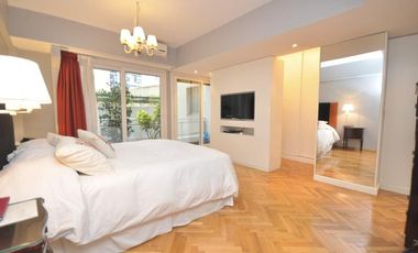 Venta Departamento  3 ambientes con dependencias en La Isla