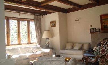 Venta casa 7 dorm, mansarda, gran jardín, Miraflores, Viña