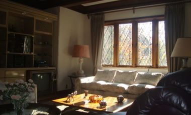 Venta casa 7 dorm, mansarda, gran jardín, Miraflores, Viña
