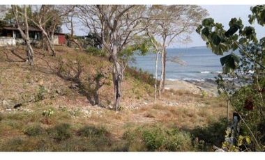SE VENDE TERRENO EN CONTADORA-2390DM