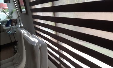 SEA Confiable Vende Casa de esquina con Piscina en Clayton Village