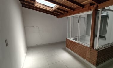 casa en arriendo en suramérica. Cod A214344