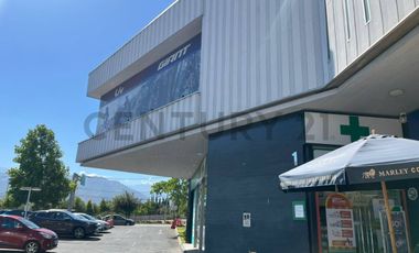 Excelente local arriendo Los Trapenses, inmejorable ubicación