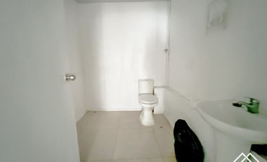 Local comercial/ Cercano a Metro Toesca