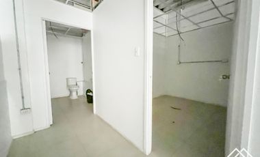 Local comercial/ Cercano a Metro Toesca