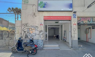 Local comercial/ Cercano a Metro Toesca