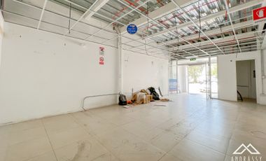 Local comercial/ Cercano a Metro Toesca