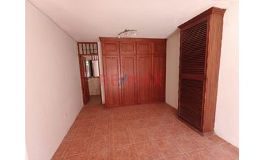 🔰Amplia Casa En Venta 📌Urb. Bello Horizonte 📐228 M² De Terreno 🧱340 M² De Area Contruida ⚠️Zona No Inundable