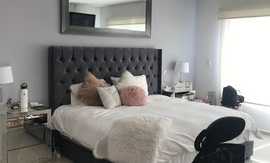 VENTA CASA LOMA DE VALLESCONDIDO AMUEBLADA