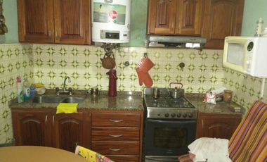 Casa para 2 Familias en venta en Villa Dominico