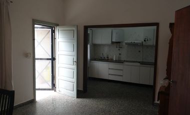 Casa para 2 Familias en venta en Villa Dominico