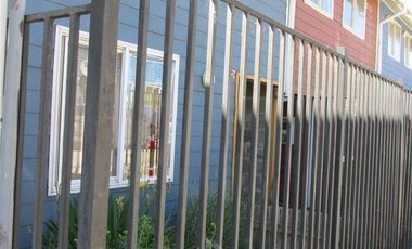 Casa en Venta en Adolfo Valdebenito Población Clotario Blest