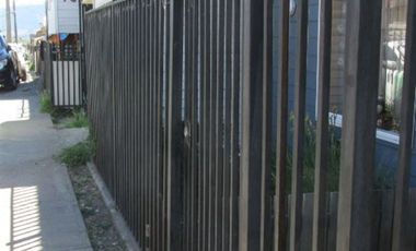 Casa en Venta en Adolfo Valdebenito Población Clotario Blest