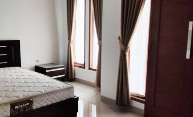 Di Sewakan Rumah Siap Huni Full Furnished 6 Kamar di Setra Duta Bandung