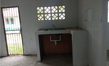 SE VENDE CASA EN EL AREA DE CAMPANA
