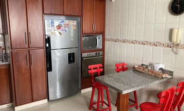 casa en arriendo/venta en la cumbre. Cod V10118