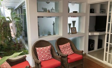 casa en arriendo/venta en la cumbre. Cod V10118