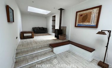 Casa  con espectacular vista al mar