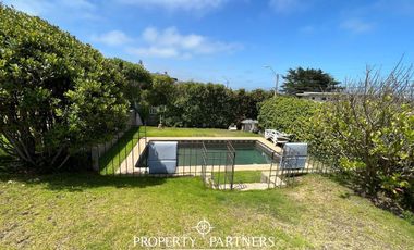 Casa  con espectacular vista al mar