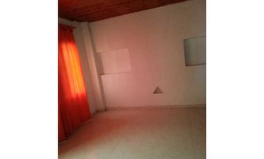 VENTA DE CASA EN BARRIO LA RIVERA, MONTERA