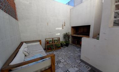 Hermosa casa céntrica de 2 Dormitorios