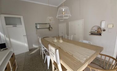 Hermosa casa céntrica de 2 Dormitorios