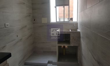 COD. 5700 - SE ARRIENDA APARTAMENTO - BARRIO: BARRO BLANCO