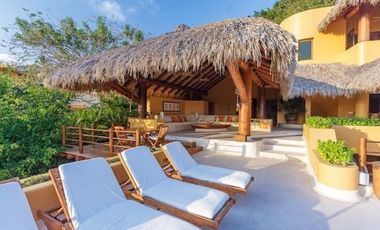 Venta de espectacular casa de playa en Ixtapa, Zihuatanejo