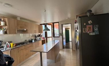 Casa en arriendo Condominio Los Poleros, Polo B, Machalí