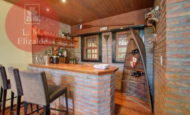 PUNTA CHICA - Casa con Gran Jardín y Pileta - 5Dor - A una cuadra Estación Marina Nueva - Tren de la Costa