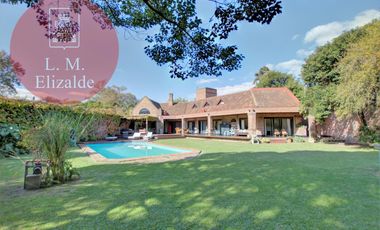 PUNTA CHICA - Casa con Gran Jardín y Pileta - 5Dor - A una cuadra Estación Marina Nueva - Tren de la Costa