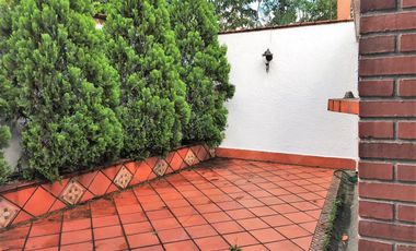 PR11733. SE RENTA CASA EN LOMA EL ESCOBERO / ENVIGADO.